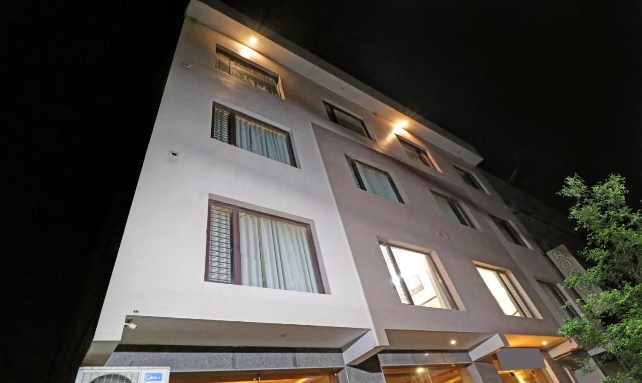 Treebo Trend Magnum Hotel Kharar Buitenkant foto