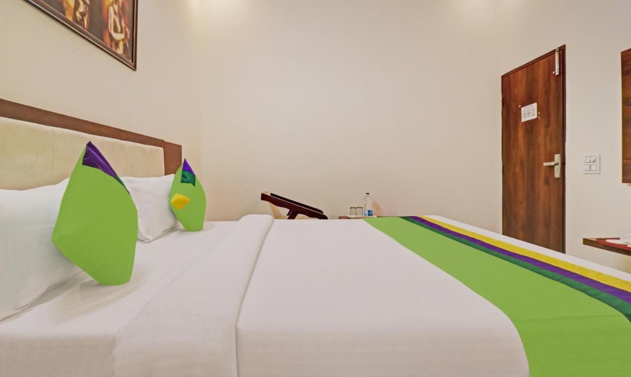 Treebo Trend Magnum Hotel Kharar Buitenkant foto